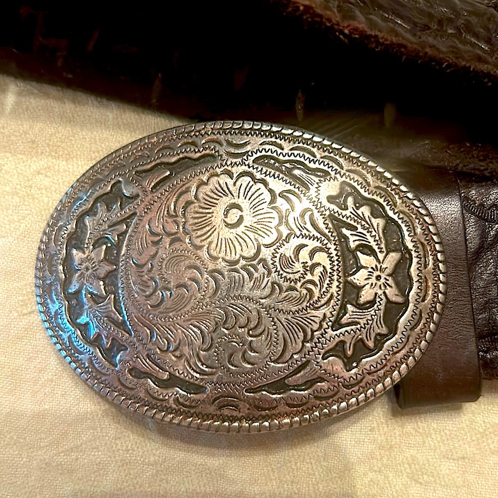Leather Belt with  silver engraved buckle for gentlemen or lady